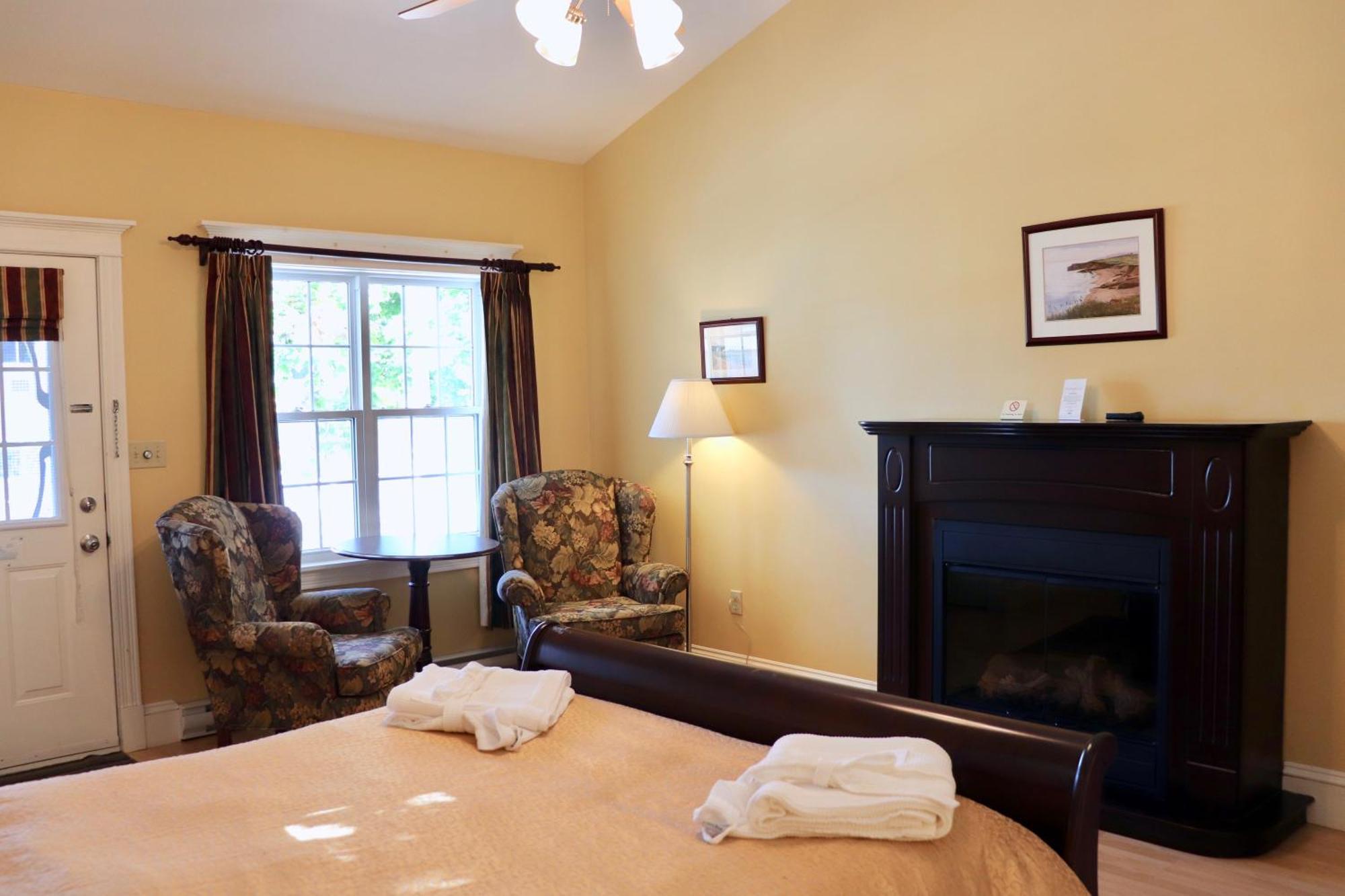Shining Waters Country Inn كيفينديش المظهر الخارجي الصورة